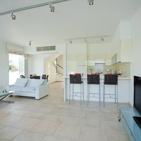 Villa Imagine Renting Your Own 5 Star 69 Protaras